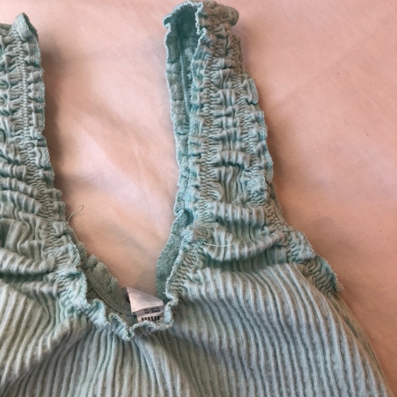 NWT Urban Outfitters Top XL Reformation crop shirt light blue y2k soft skims - Picture 6 of 7